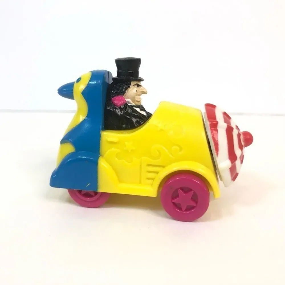 Vintage 1991 DC Comics The Penguin Batman Toy Car Figure‎ Yellow Blue Umbrella